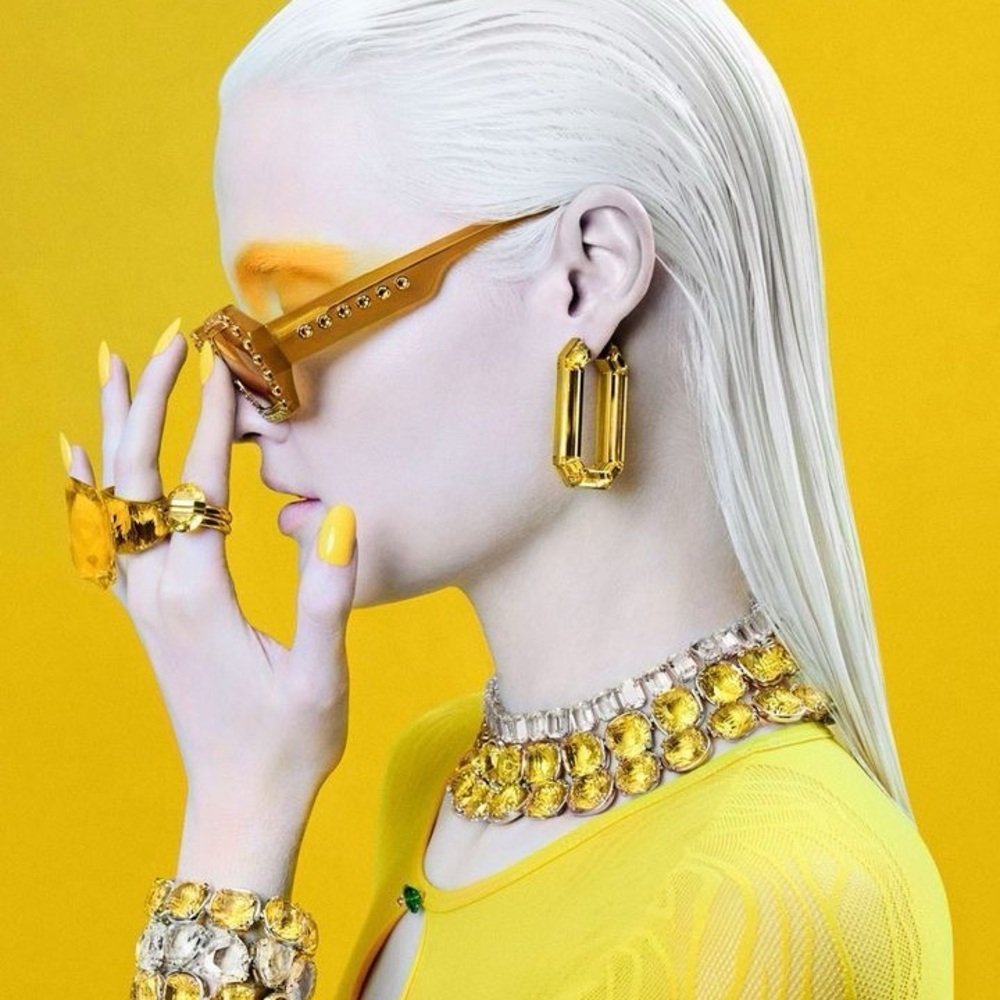 Swarovski Yellow Gold Crystal Pave Geometric Sunglasses Festival Beachy Y2K 48mm